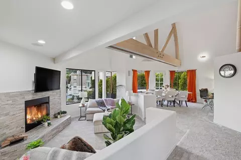 Living - 6105 Avenida Chamnez, La Jolla, CA 92037 photo 1 of 5