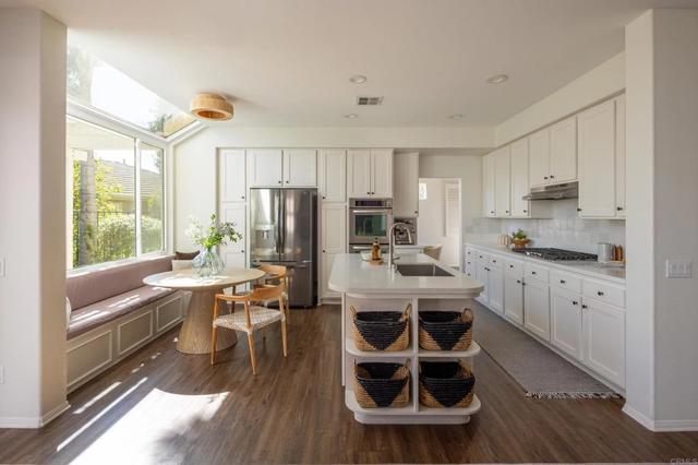 2819 Avenida Valera, Carlsbad, CA 92009