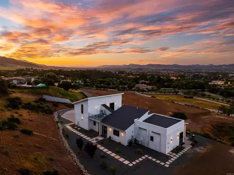 View/Area - 42950 Ivy St, Murrieta, CA 92562 photo 1 of 6