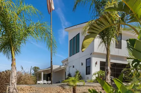 Exterior - 42950 Ivy St, Murrieta, CA 92562 photo 13 of 14
