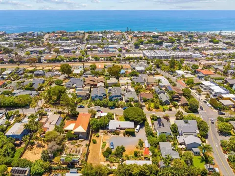 735 Cornish Dr, Encinitas, CA 92024 photo 4
