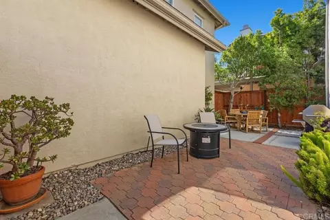 Exterior - 7373 Seafarer Pl, Carlsbad, CA 92011 photo 5 of 10