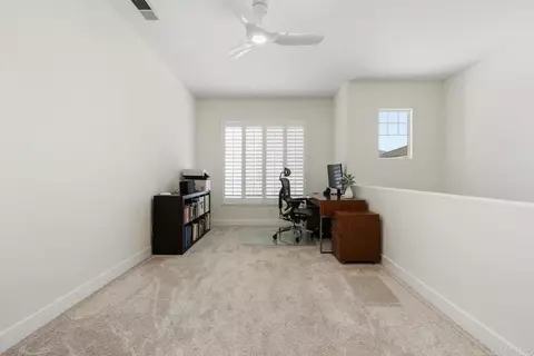 Entry Way - 7373 Seafarer Pl, Carlsbad, CA 92011 photo 3 of 4