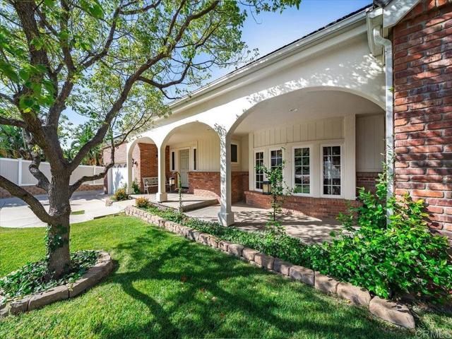 23786 Moonglow Ct, Ramona, CA 92065