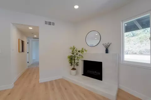 Living - 1334 Partridge Ln, Oceanside, CA 92054 photo 4 of 4