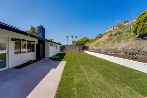 Exterior - 1334 Partridge Ln, Oceanside, CA 92054 photo 4 of 5
