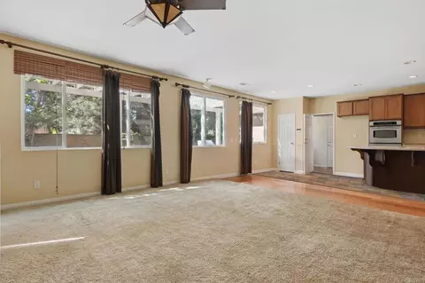 Living - 29255 Providence Rd, Temecula, CA 92591 photo 6 of 8