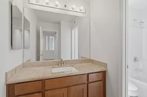 Bath - 29255 Providence Rd, Temecula, CA 92591 photo 1 of 3