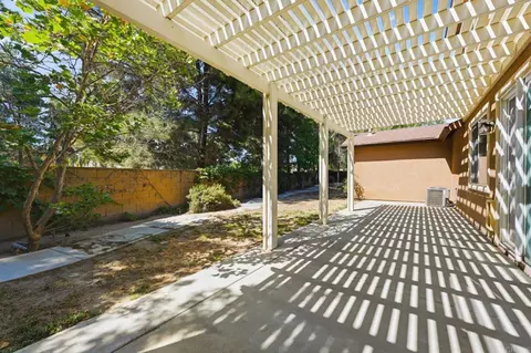 Exterior - 29255 Providence Rd, Temecula, CA 92591 photo 4 of 8