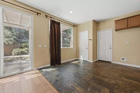 Living - 29255 Providence Rd, Temecula, CA 92591 photo 7 of 8