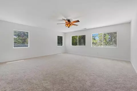 Living - 29255 Providence Rd, Temecula, CA 92591 photo 10 of 12