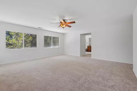 Living - 29255 Providence Rd, Temecula, CA 92591 photo 11 of 12