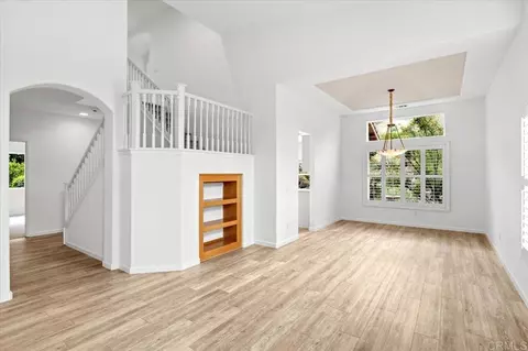 Living - 3173 Willow Tree Ln, Escondido, CA 92027 photo 4 of 9