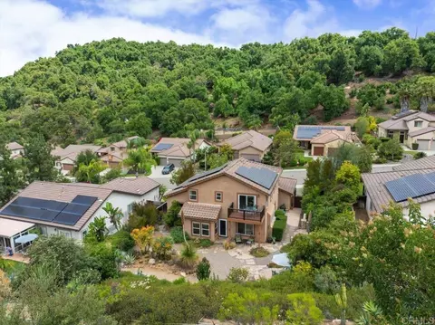View/Area - 3173 Willow Tree Ln, Escondido, CA 92027 photo 1 of 4