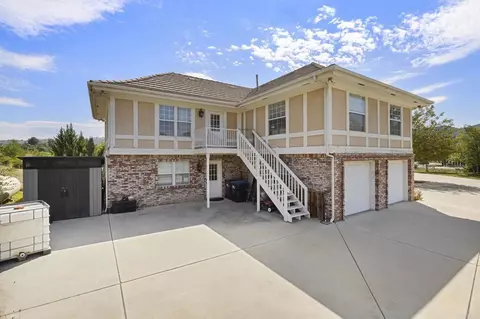 Exterior - 36910 Pauba Rd, Temecula, CA 92592 photo 1 of 3