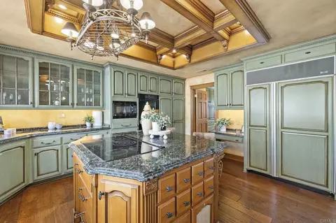 Kitchen - 36910 Pauba Rd, Temecula, CA 92592 photo 6 of 6