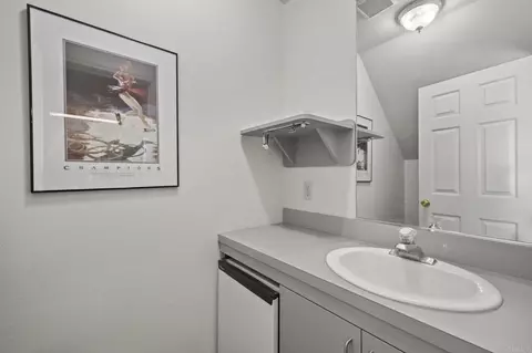 Bath - 36910 Pauba Rd, Temecula, CA 92592 photo 1 of 3