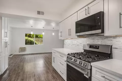 Kitchen - 455 Filbert St, El Cajon, CA 92020 photo 2 of 4