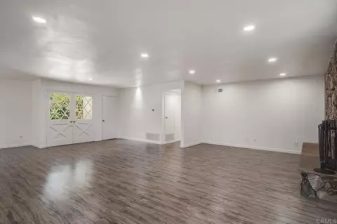 Living - 455 Filbert St, El Cajon, CA 92020 photo 2 of 7
