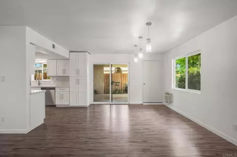 Living - 455 Filbert St, El Cajon, CA 92020 photo 5 of 7