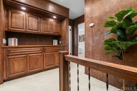 Entry Way - 667 Crescent Ln, Vista, CA 92084 photo 4 of 5