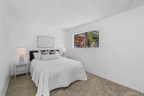 Bedroom - 667 Crescent Ln, Vista, CA 92084 photo 4 of 4