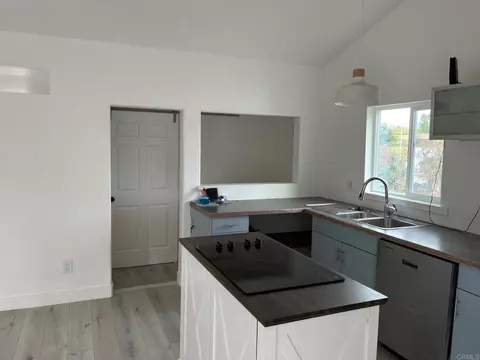 Kitchen - 697 Ocean View Ave, Encinitas, CA 92024 photo 7 of 7