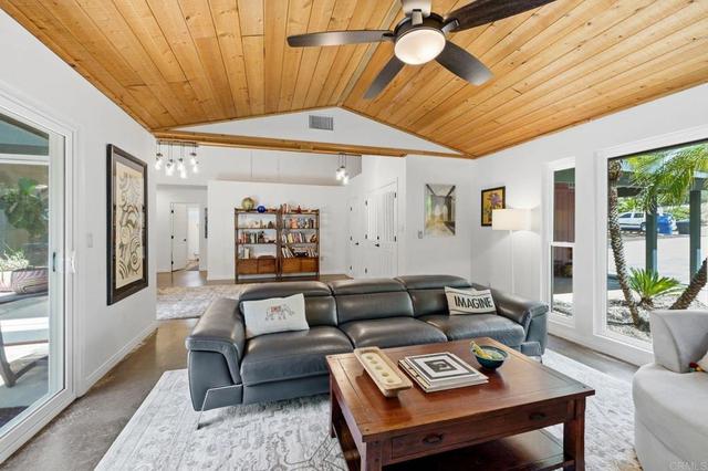 16326 Swartz Canyon Rd, Ramona, CA 92065