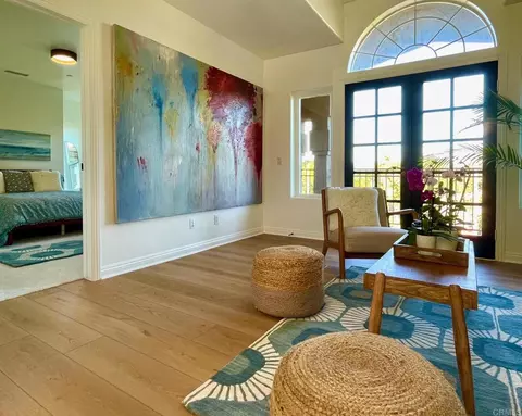 Living - 4305 Manchester Ave, Encinitas, CA 92024 photo 6 of 8