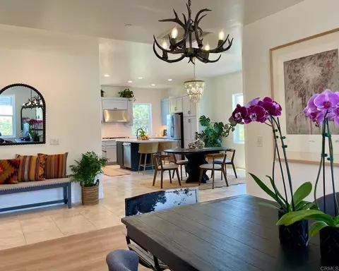 Dining - 4305 Manchester Ave, Encinitas, CA 92024 photo 1 of 8