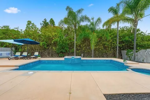 Exterior - 745 Black Hawk Cir, Vista, CA 92081 photo 4 of 13