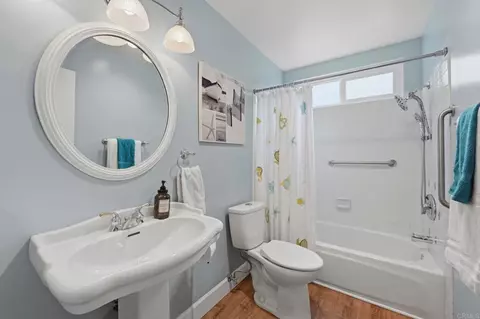 Bath - 745 Black Hawk Cir, Vista, CA 92081 photo 4 of 4