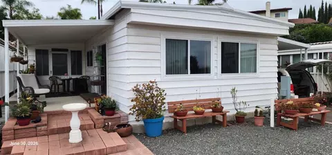 245 W Bobier Dr #06, Vista, CA 92083