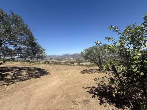 Hawks View Way, Fallbrook, CA 92028 photo 6