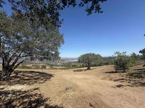 Hawks View Way, Fallbrook, CA 92028 photo 5