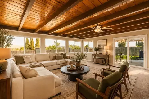Living - 10029 Via Leslie, Santee, CA 92071 photo 3 of 5
