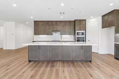 Kitchen - 3147 Smith Pl, Escondido, CA 92027 photo 1 of 3