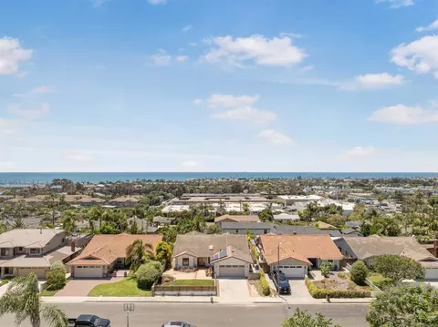View/Area - 3985 Syme Dr, Carlsbad, CA 92008 photo 3 of 10