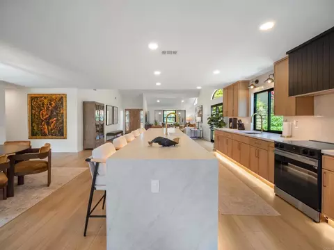 Kitchen - 3985 Syme Dr, Carlsbad, CA 92008 photo 7 of 11