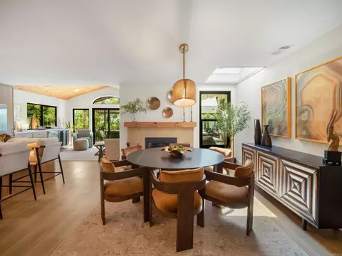 Dining - 3985 Syme Dr, Carlsbad, CA 92008 photo 2 of 2