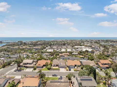 View/Area - 3985 Syme Dr, Carlsbad, CA 92008 photo 9 of 10