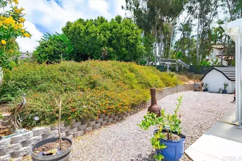Exterior - 2794 Alta Vista Dr, Fallbrook, CA 92028 photo 12 of 17