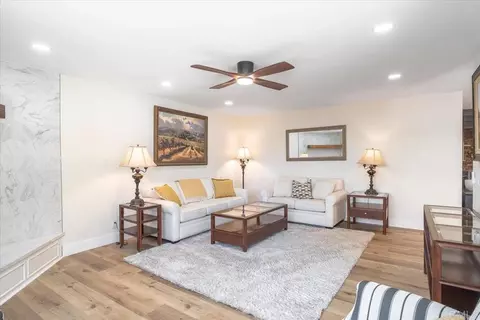 Living - 2794 Alta Vista Dr, Fallbrook, CA 92028 photo 3 of 4
