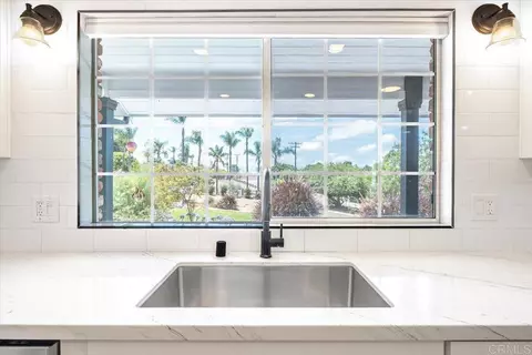 Kitchen - 2794 Alta Vista Dr, Fallbrook, CA 92028 photo 4 of 5
