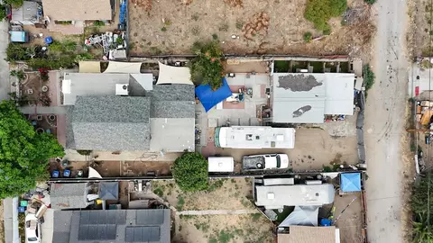 View/Area - 467 W G St, Colton, CA 92324 photo 2 of 3
