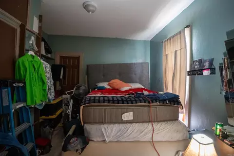 Bedroom - 467 W G St, Colton, CA 92324 photo 1 of 4