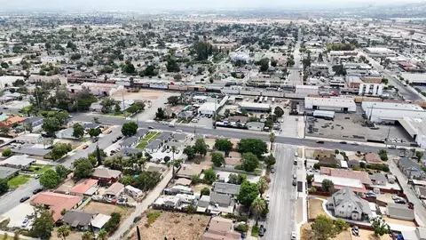 View/Area - 467 W G St, Colton, CA 92324 photo 3 of 3