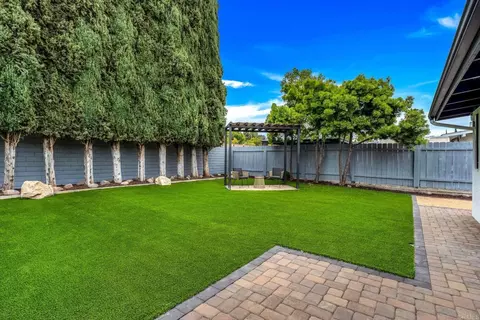 Exterior - 13824 Powers Rd, Poway, CA 92064 photo 6 of 8