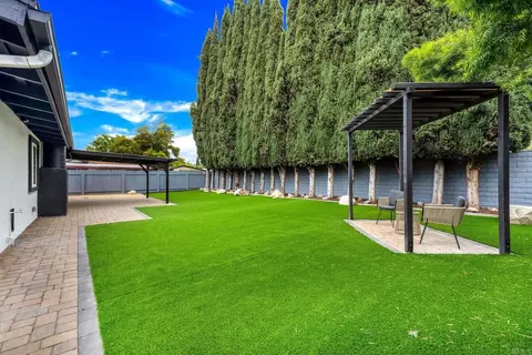 Exterior - 13824 Powers Rd, Poway, CA 92064 photo 2 of 8