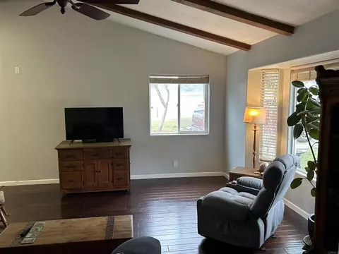 Living - 18461 Santa Anita St, Tehachapi, CA 93561 photo 2 of 2